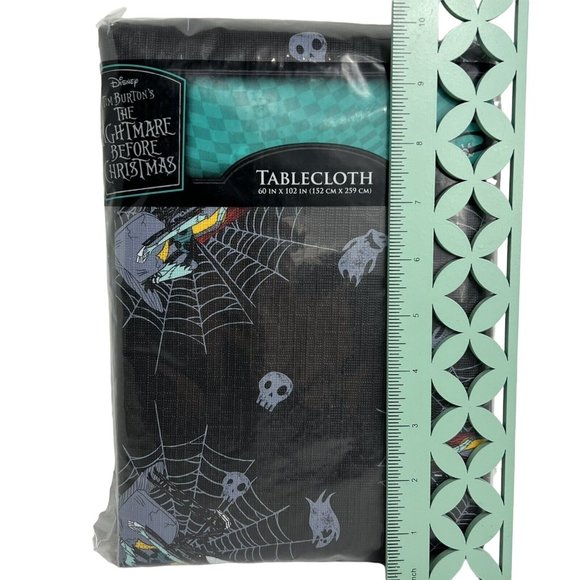 Disney Nightmare Before Christmas Tablecloth 60"x102” Jack And Sally Spiderwebs - Picture 8 of 12